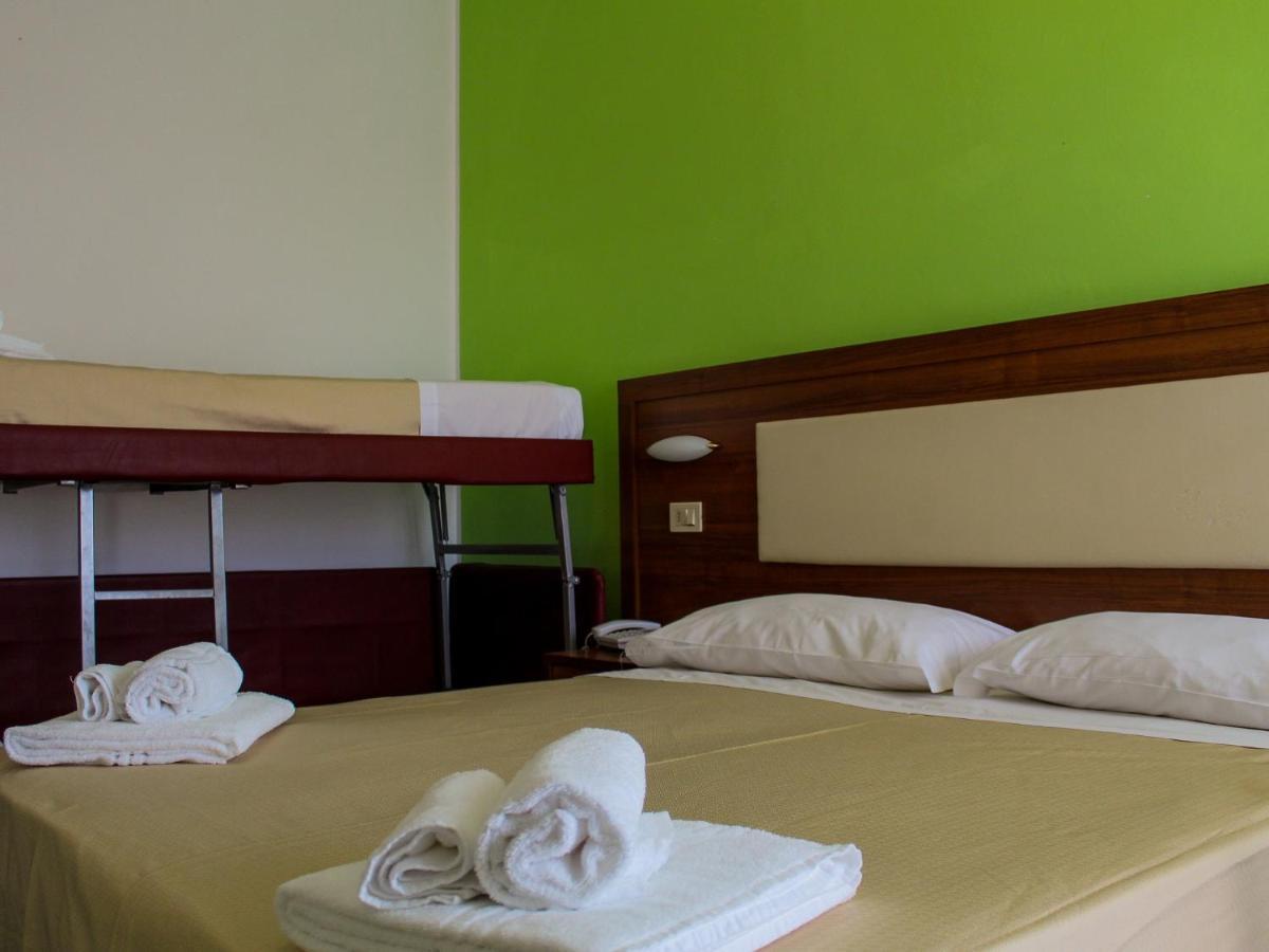 Hotel Helios Beach Milano Marittima Exteriér fotografie