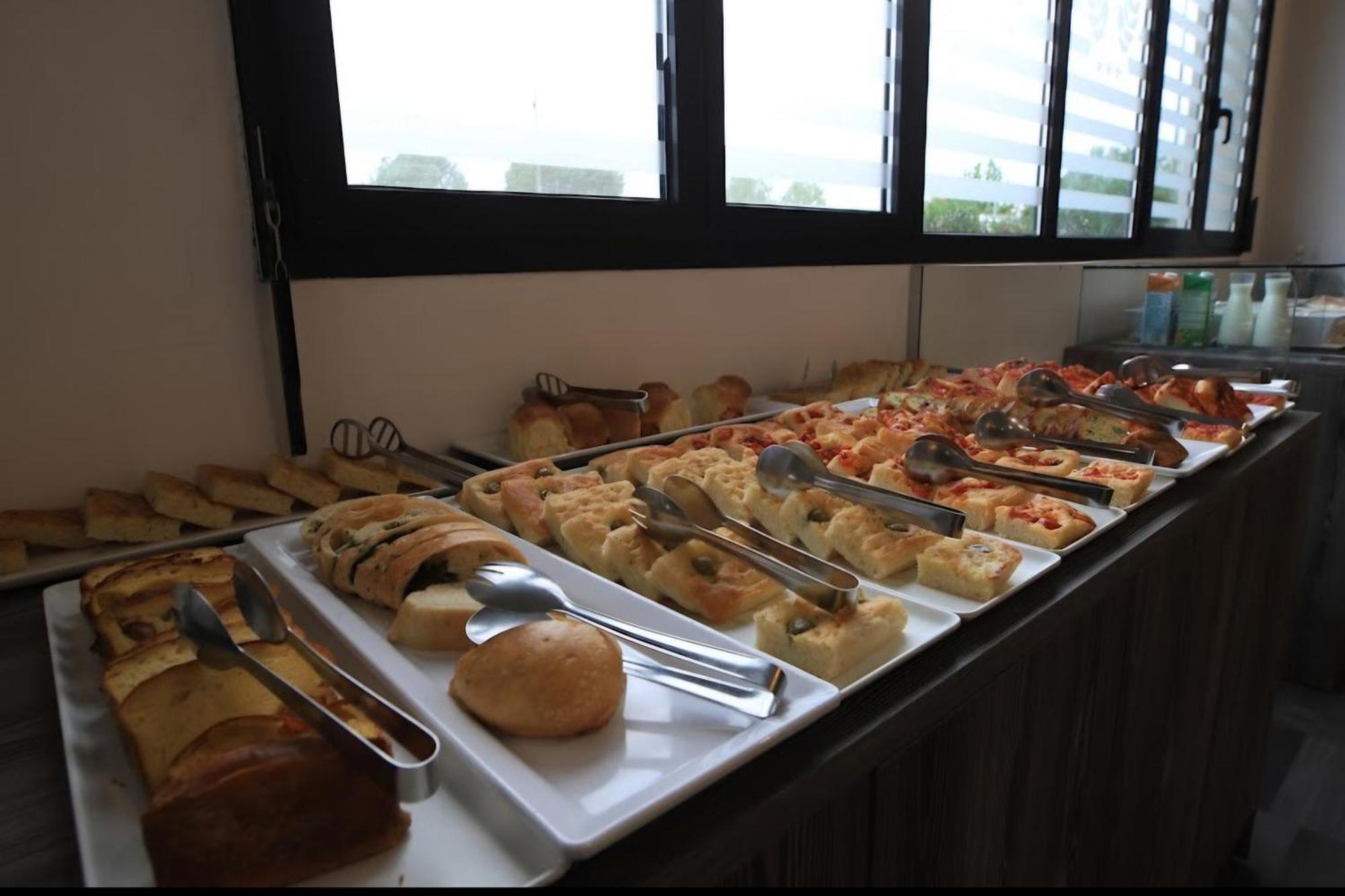 Hotel Helios Beach Milano Marittima Exteriér fotografie