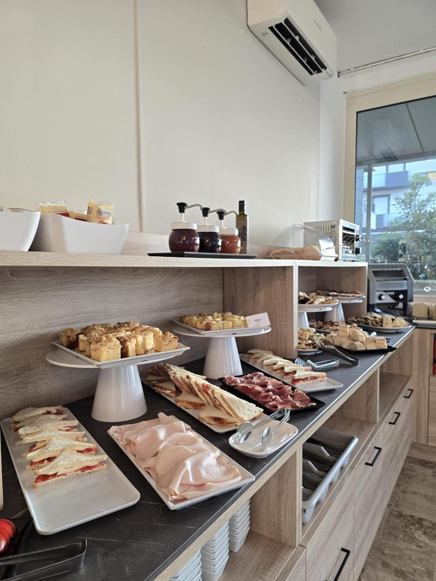 Hotel Helios Beach Milano Marittima Exteriér fotografie