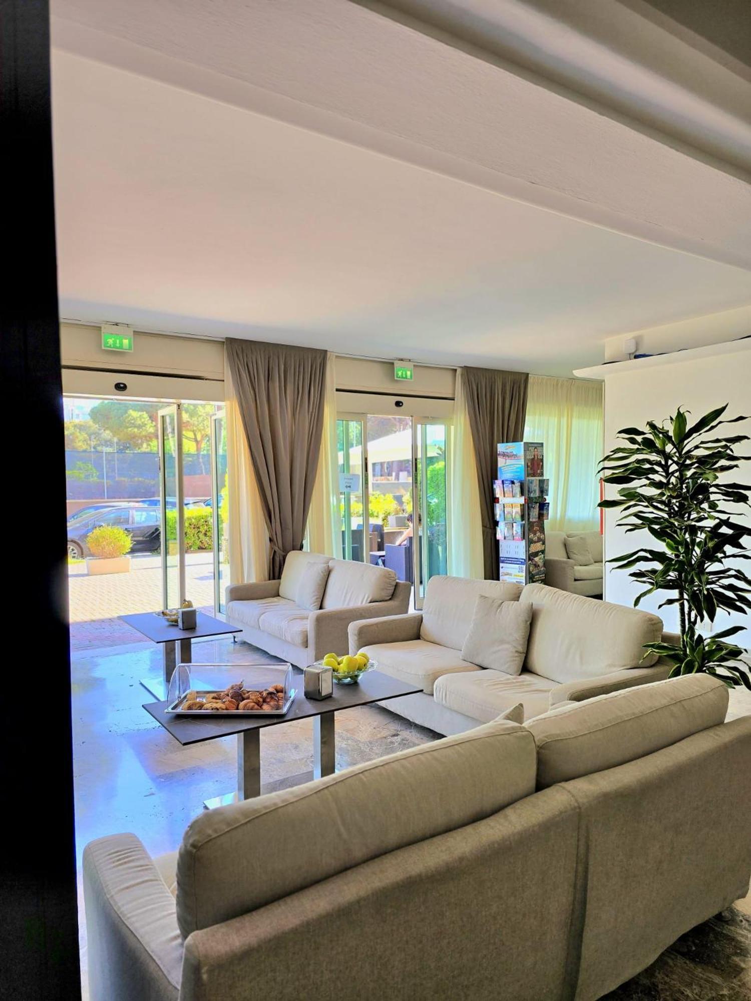 Hotel Helios Beach Milano Marittima Exteriér fotografie