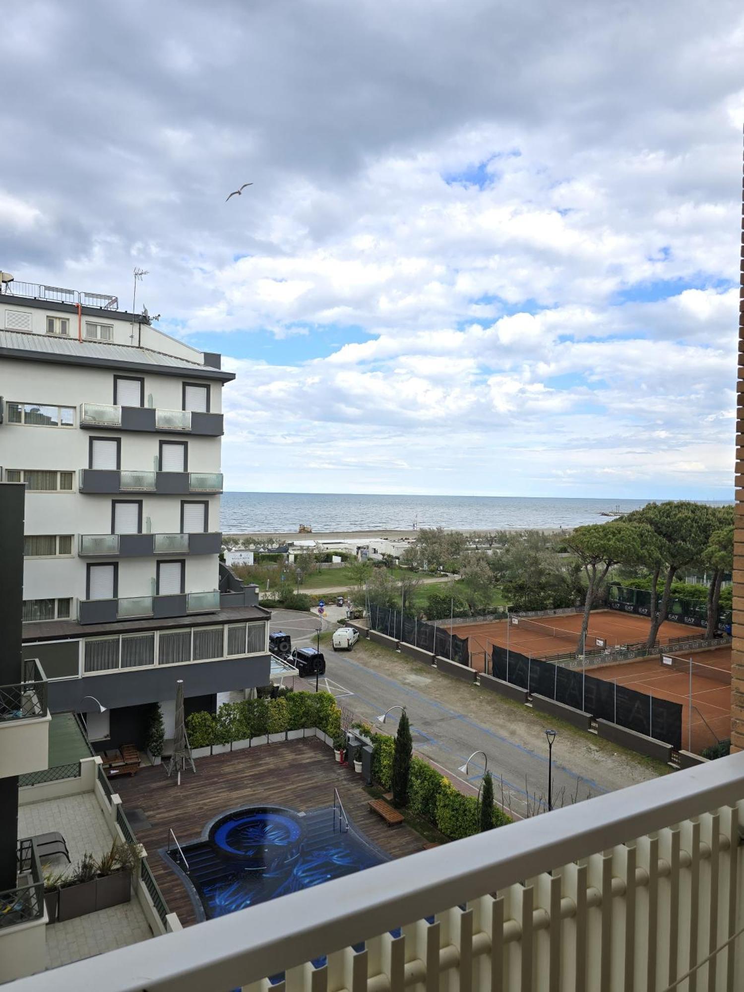 Hotel Helios Beach Milano Marittima Exteriér fotografie